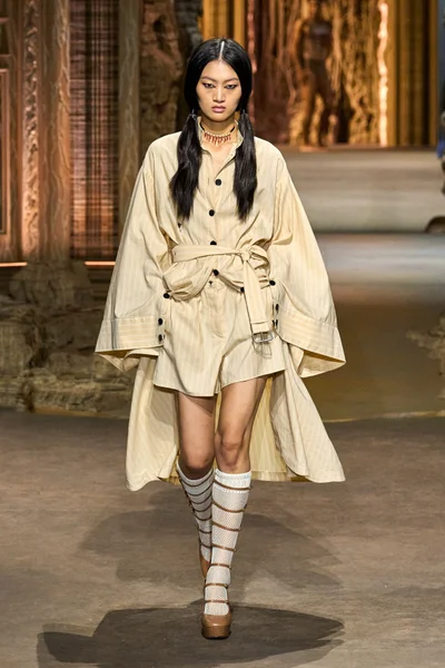 Look 47